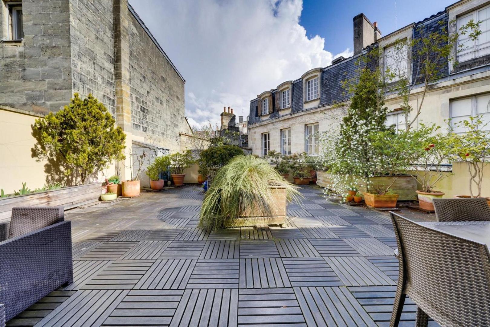 Lovely Apartment With Exceptional Terrace Бордо Экстерьер фото
